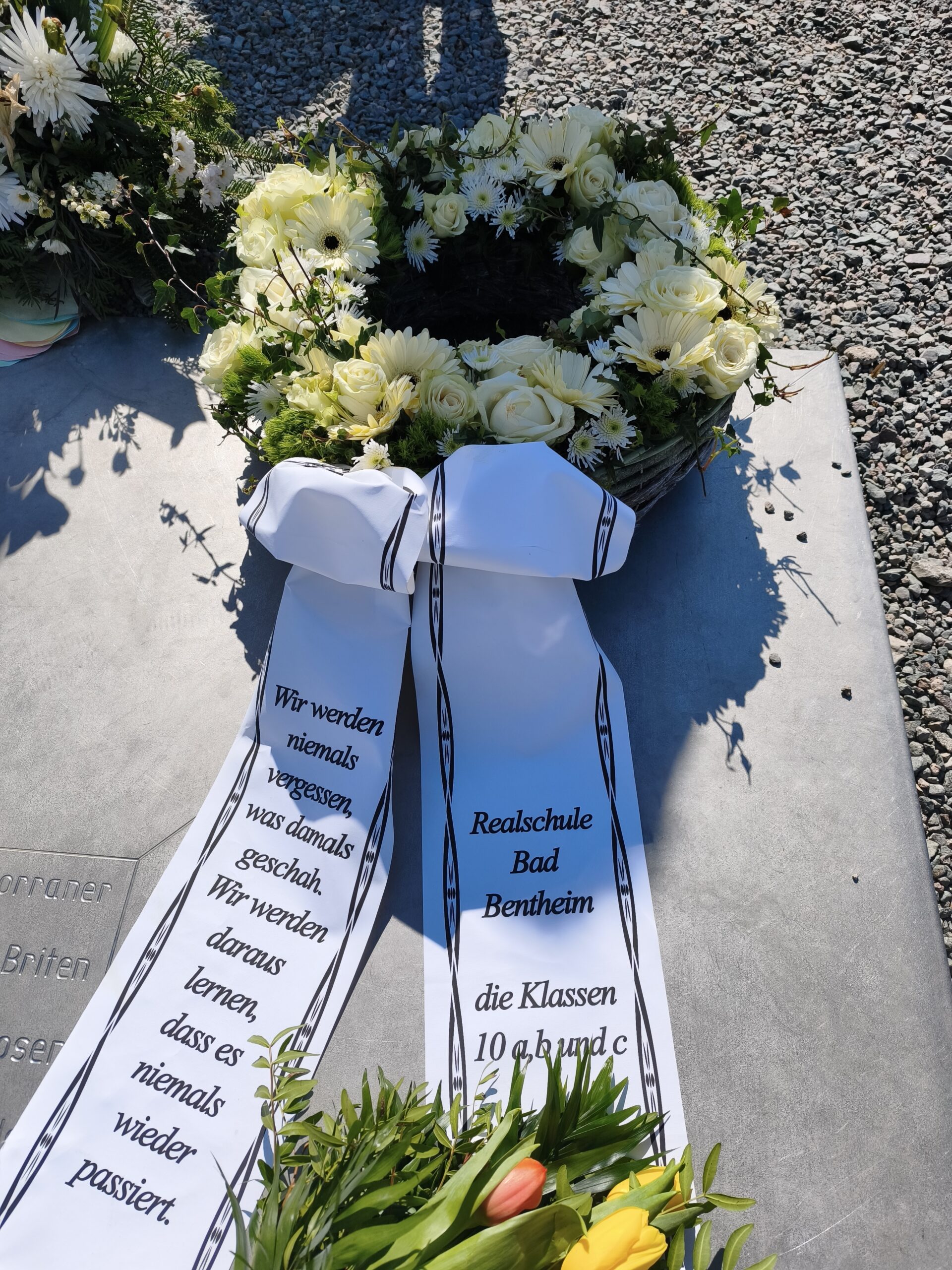 Abschlussklassen besuchen Weimar und Gedenkstätte Buchenwald