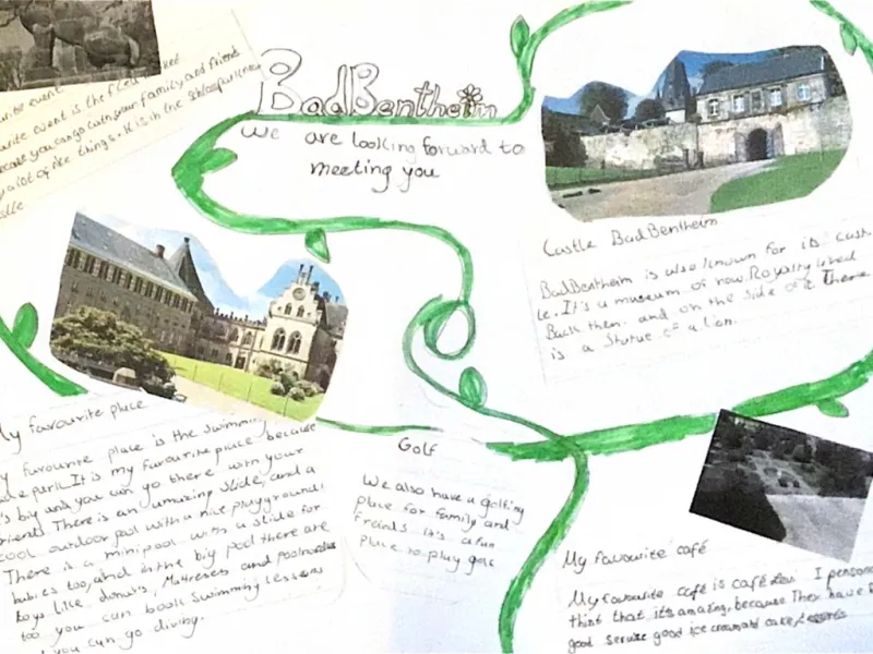 Fünftklässler gestalten ein “leaflet” im Englischunterricht