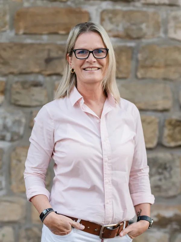 Anke Sluet | Sekretariat